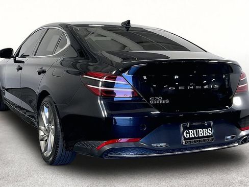 Used 2022 Genesis G70 2.0T RWD image 15