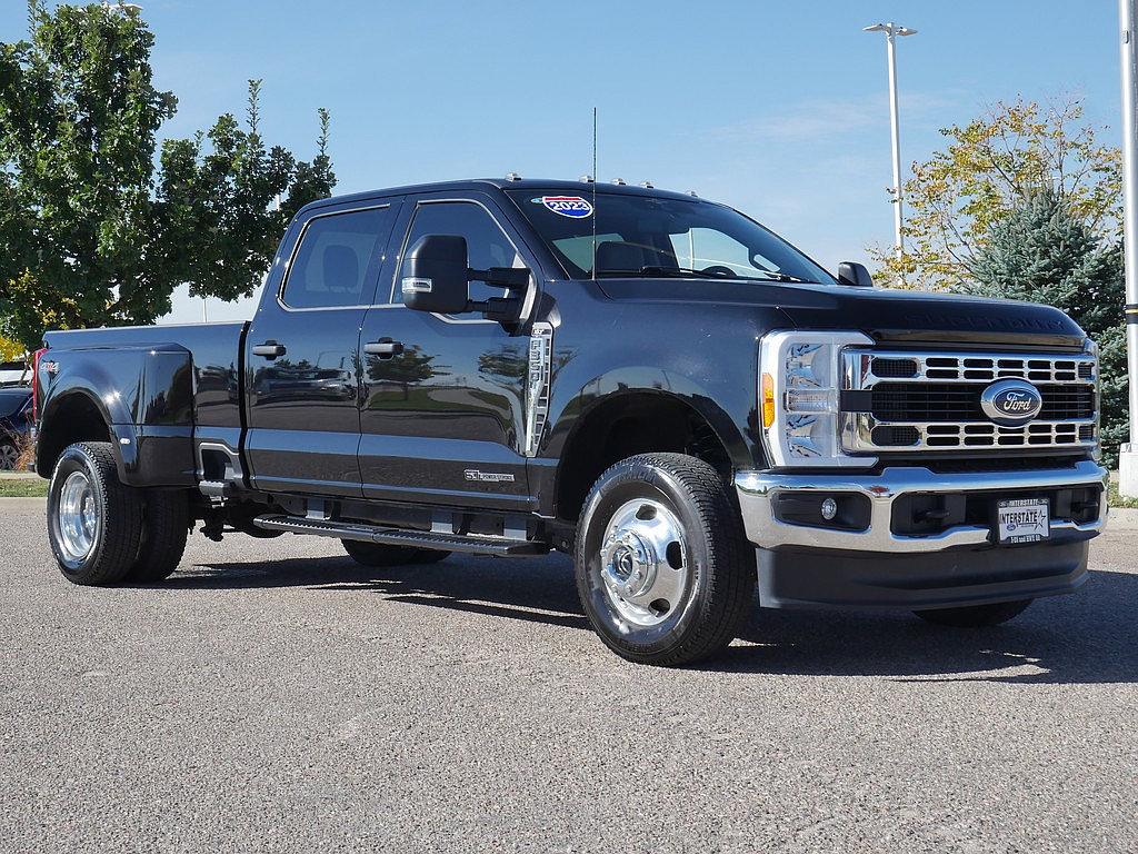 Used 2023 Ford F350 XLT AWD/4WD image 8