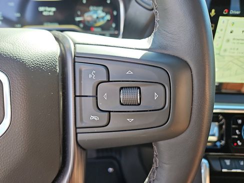 Used 2025 GMC Sierra 2500 Denali Ultimate image 18