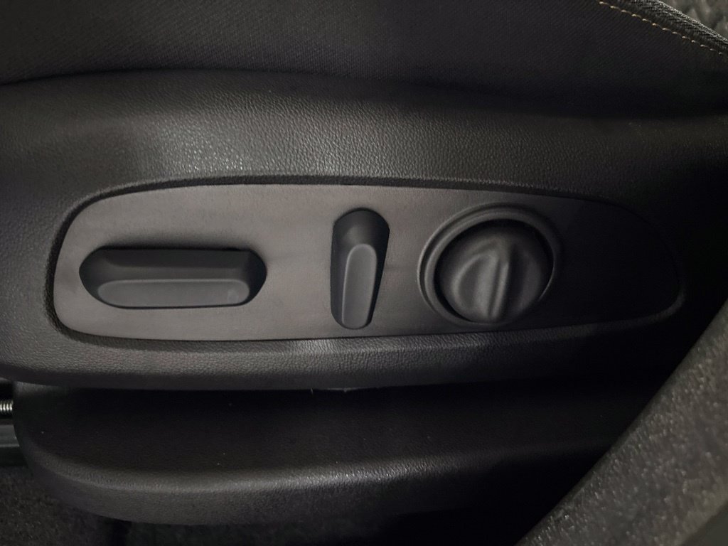 Used 2024 Chevrolet Equinox LT w/ LPO, Floor Liner Package AWD/4WD image 23