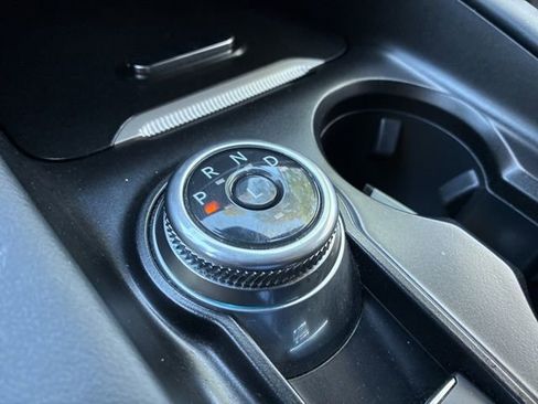 Used 2025 Ford Explorer ST-Line image 30