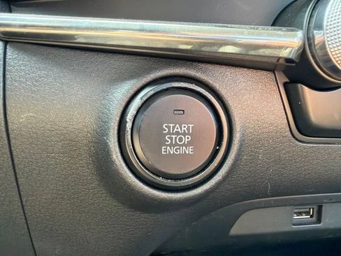 Used 2021 MAZDA MAZDA3 s FWD image 28