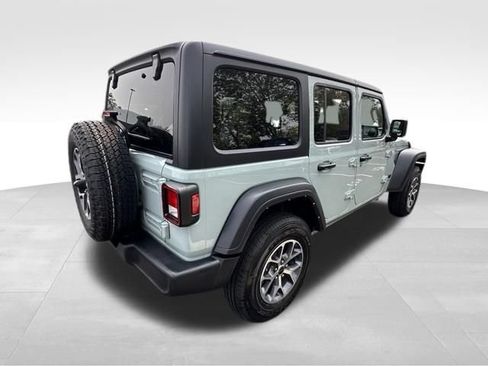Used 2024 Jeep Wrangler Unlimited Sport AWD/4WD image 7