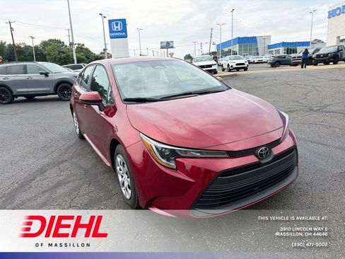 Used 2023 Toyota Corolla LE FWD image 1
