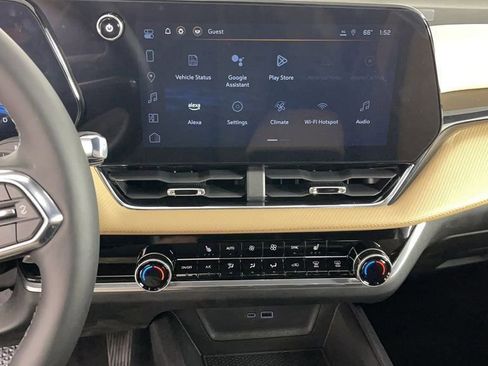 New 2025 Chevrolet Equinox ACTIV image 16