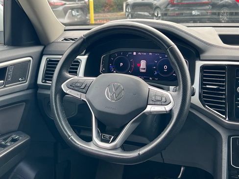 Used 2022 Volkswagen Atlas SEL Premium AWD/4WD image 12