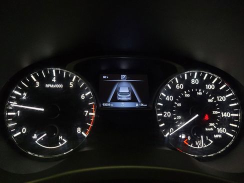 Used 2020 Nissan Pathfinder S FWD image 23