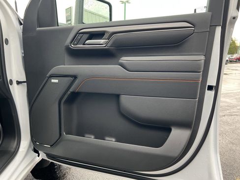 New 2026 GMC Sierra 2500 AT4 image 19