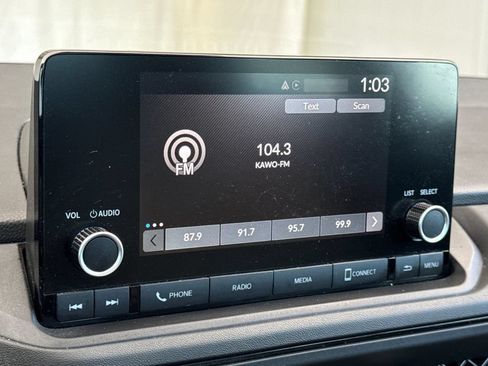 Used 2023 Honda Accord EX image 17