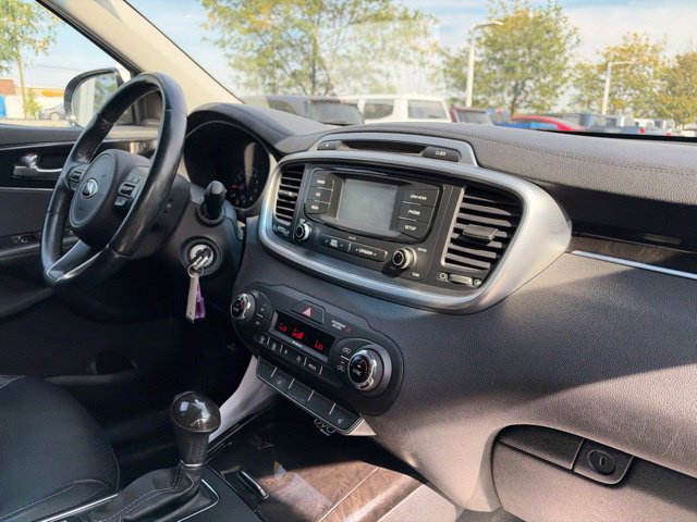 Used 2016 Kia Sorento EX FWD image 31