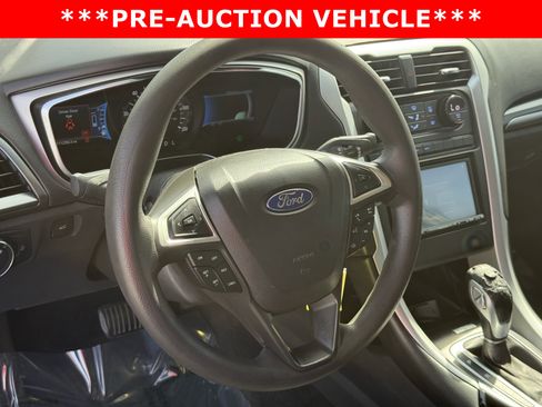Used 2013 Ford Fusion SE image 19