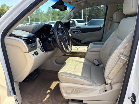 Used 2017 GMC Yukon Denali w/ Open Road Package RWD image 23