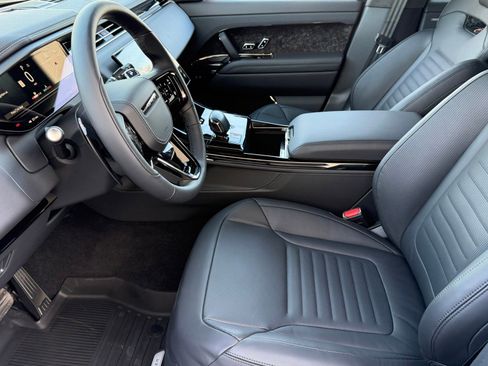 New 2026 Land Rover Range Rover Sport SV image 9