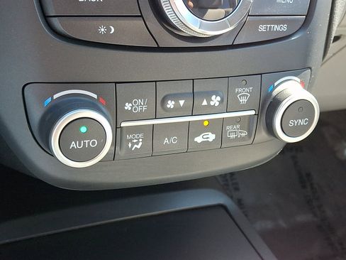 Used 2016 Acura RDX w/ Technology Package image 16