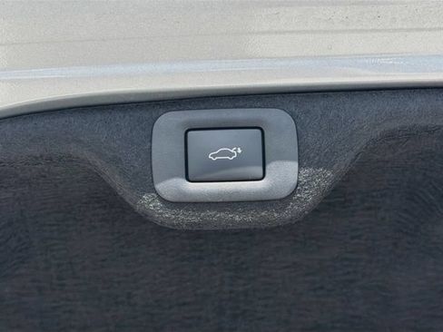 Used 2025 Lexus ES 300h w/ Premium Package FWD image 13