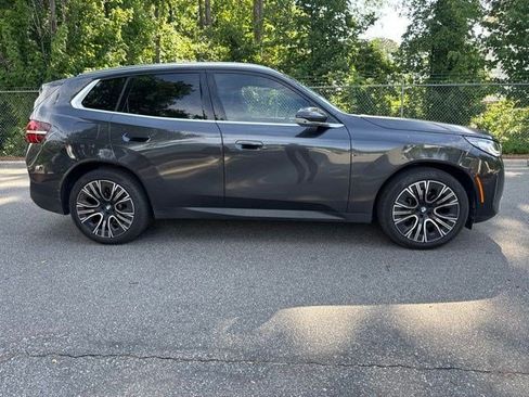 Used 2025 BMW X3 xDrive30i w/ Premium Package AWD/4WD image 4