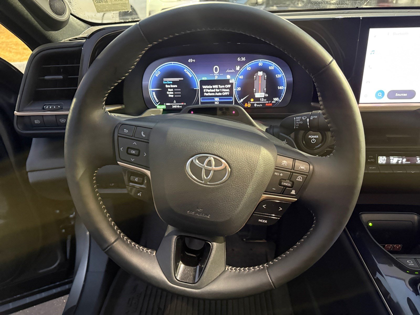 Used 2024 Toyota Crown Platinum AWD/4WD image 9