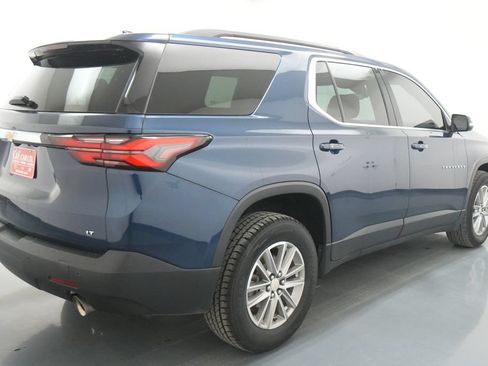 Used 2022 Chevrolet Traverse LT AWD/4WD image 9