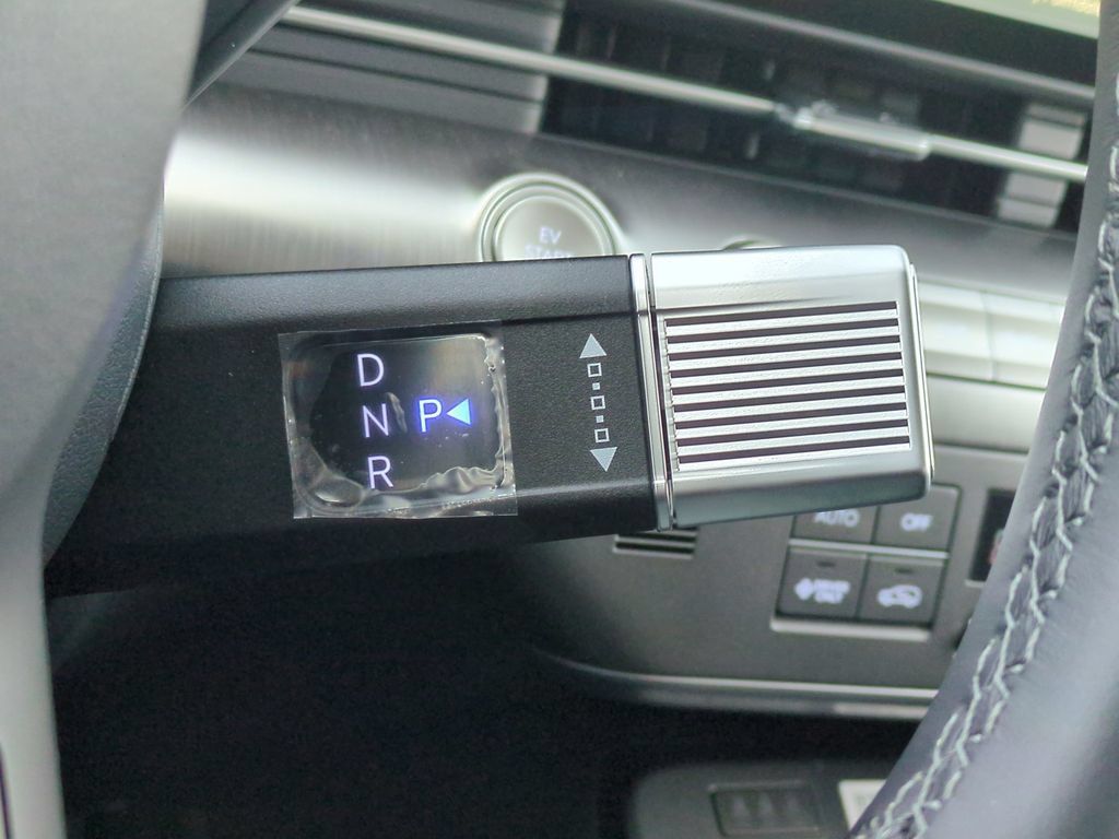 New 2025 Hyundai Kona SEL FWD image 22