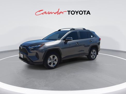 Certified 2025 Toyota RAV4 XLE w/ Convenience Package FWD image 4