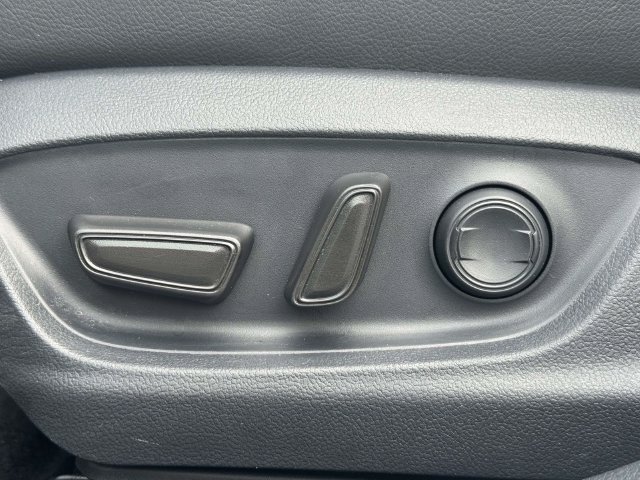 Used 2024 Toyota Camry SE w/ Cold Weather Package FWD image 30