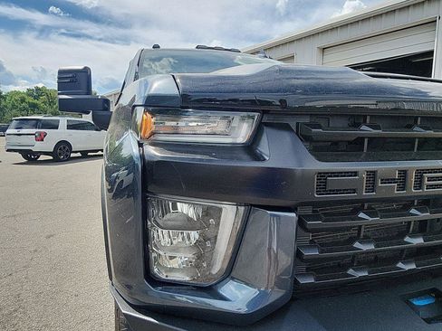 Used 2020 Chevrolet Silverado 2500 LTZ w/ LTZ Premium Package AWD/4WD image 7