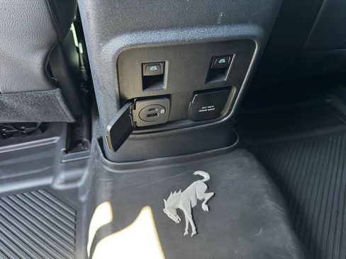 Used 2023 Ford Bronco Wildtrak AWD/4WD image 43