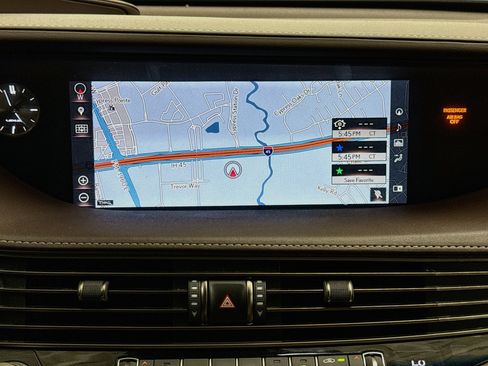 Used 2018 Lexus LS 500 w/ Interior Upgrade Package RWD image 22