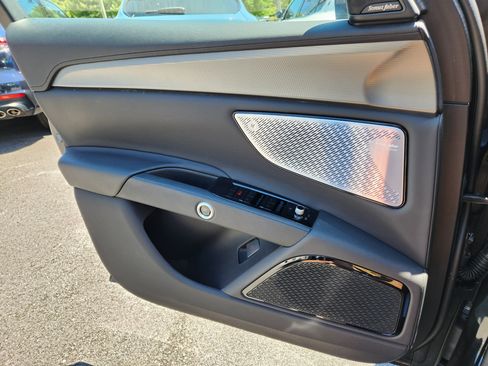 Used 2023 Maserati Grecale Modena AWD/4WD image 30