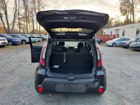 Used 2016 Kia Soul FWD image 24