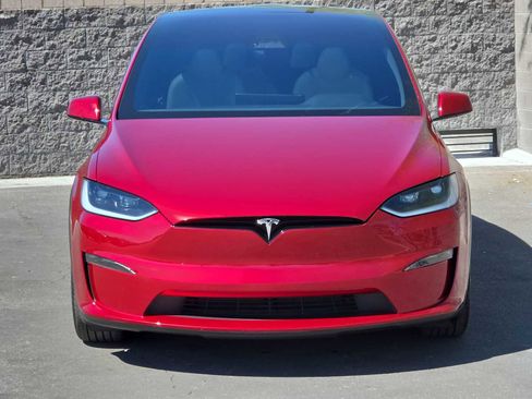 Used 2024 Tesla Model X image 4