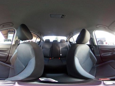 Used 2025 Nissan Versa SV image 42