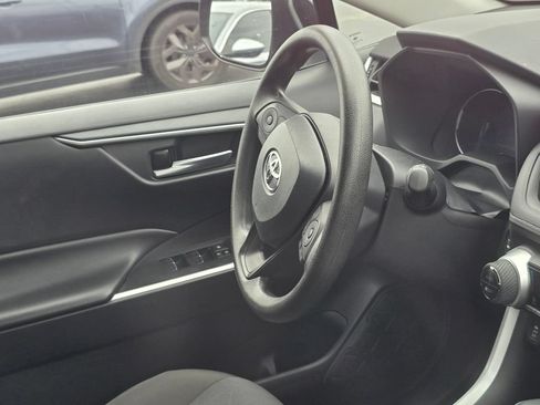 Certified 2025 Toyota RAV4 XLE AWD/4WD image 18