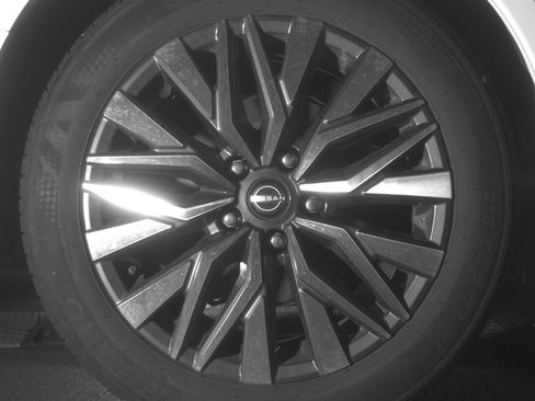 Used 2025 Nissan Altima 2.5 SV image 15