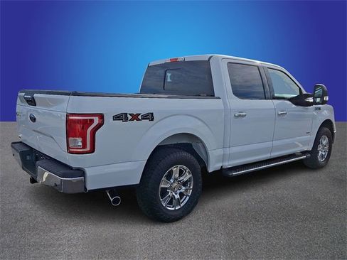 Used 2017 Ford F150 XLT w/ Equipment Group 302A Luxury image 4