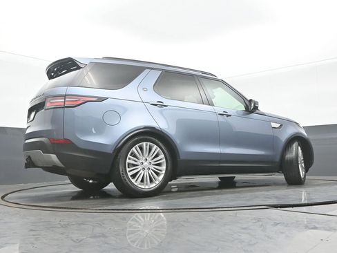 Used 2018 Land Rover Discovery HSE image 32