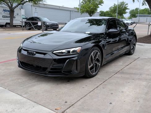 Used 2023 Audi RS e-tron GT w/ Carbon Performance Package AWD/4WD image 5
