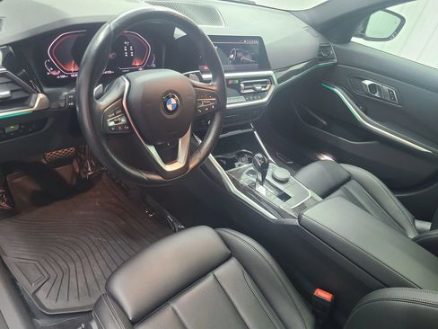 Used 2022 BMW 330i xDrive Sedan w/ Premium Package 2 AWD/4WD image 22