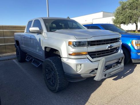 Used 2018 Chevrolet Silverado 1500 LT w/ All Star Edition AWD/4WD image 5