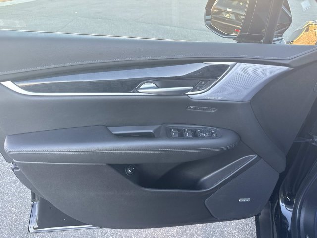 Certified 2024 Cadillac XT5 Premium Luxury AWD/4WD image 48