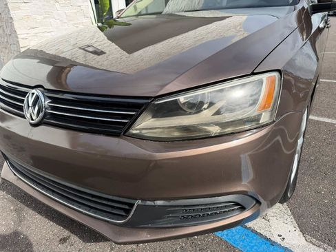Used 2014 Volkswagen Jetta SE FWD image 5