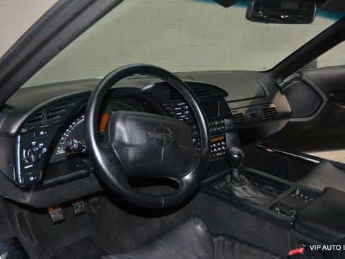 Used 1996 Chevrolet Corvette Coupe RWD image 13