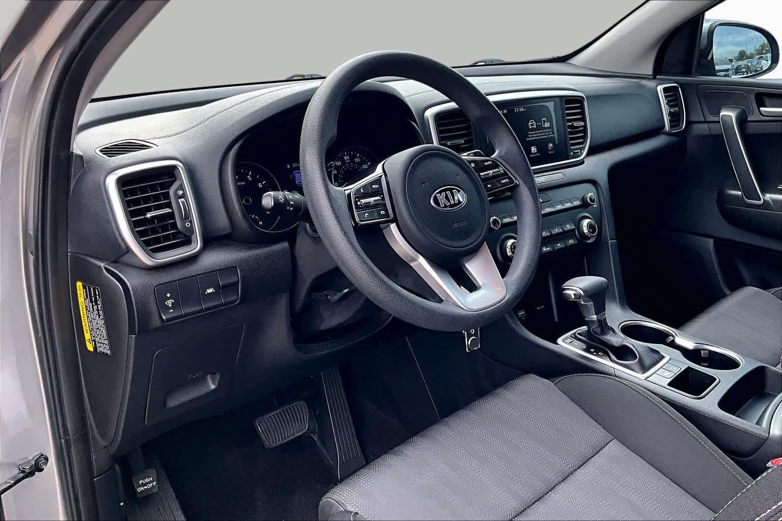 Used 2020 Kia Sportage LX FWD image 15