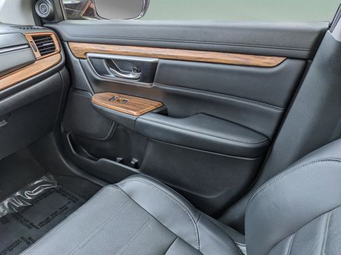 Used 2020 Honda CR-V Touring image 21