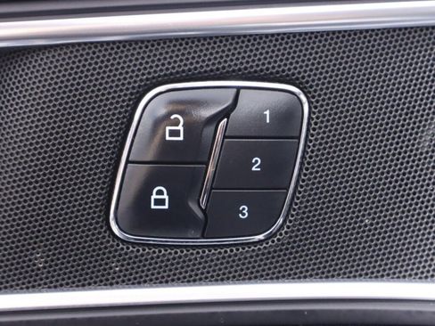 Used 2016 Ford Explorer Sport w/ Equipment Group 401A AWD/4WD image 31