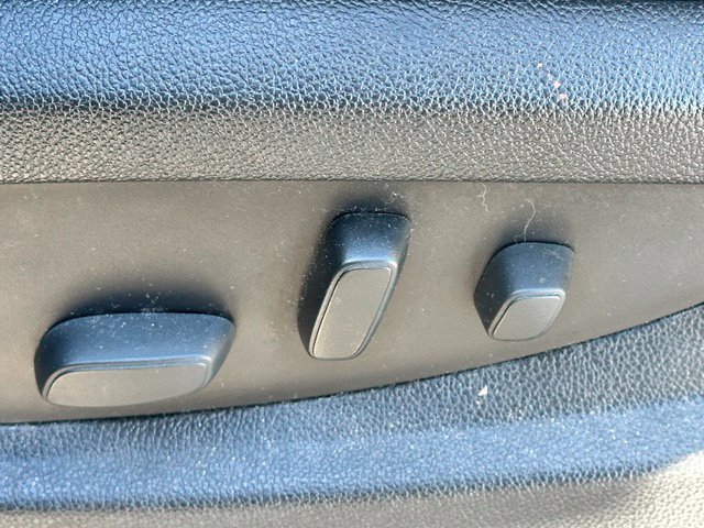 Used 2017 GMC Sierra 1500 Denali w/ Denali Ultimate Package AWD/4WD image 8