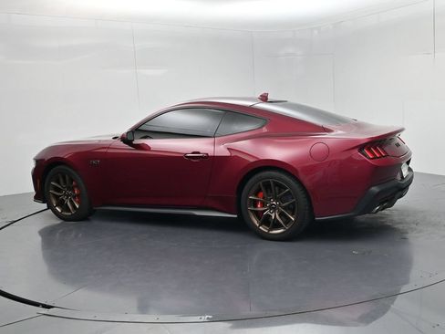 Used 2025 Ford Mustang GT Premium RWD image 5