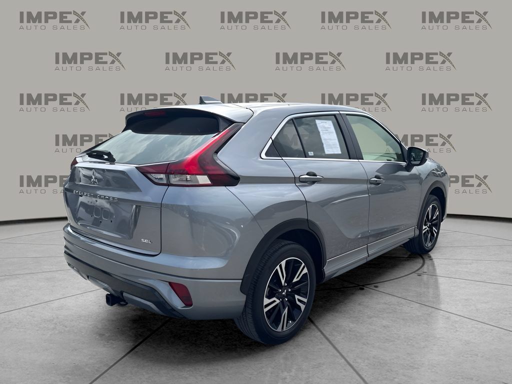 Used 2024 Mitsubishi Eclipse Cross SEL AWD/4WD image 3