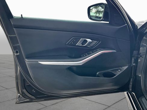 Used 2024 BMW 330i Sedan RWD image 22