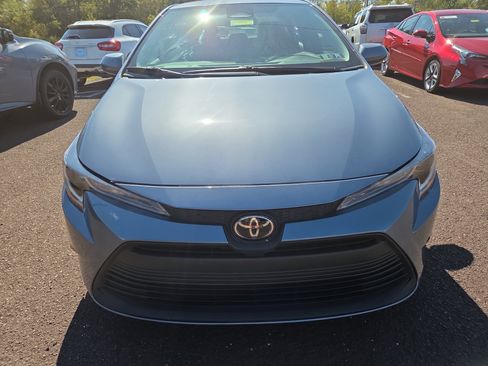 Certified 2024 Toyota Corolla LE image 5